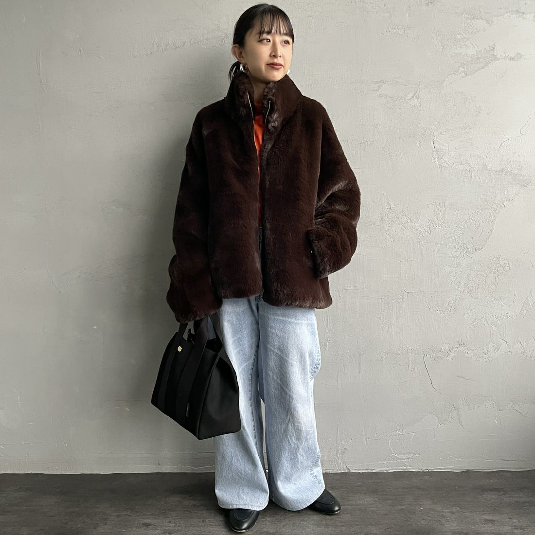 Jeans Factory Clothes [ジーンズファクトリークローズ] エコファーオーバーサイズブルゾン [330023] 155 ﾌﾞﾗｳﾝ &&モデル身長：150cm 着用サイズ：F&&