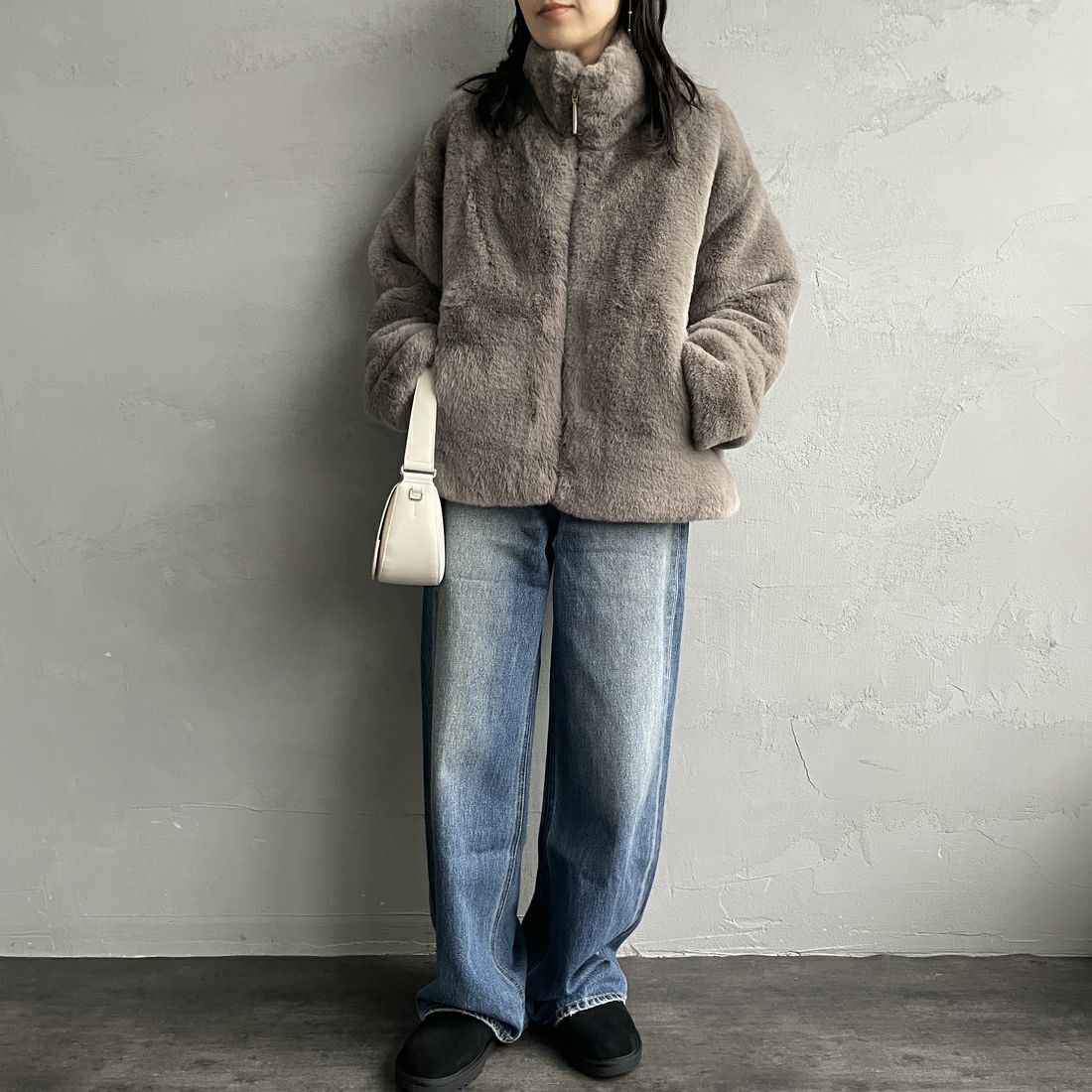 Jeans Factory Clothes [ジーンズファクトリークローズ] エコファーオーバーサイズブルゾン [330023] 116 ｸﾞﾚｰｼﾞ &&モデル身長：160cm 着用サイズ：F&&