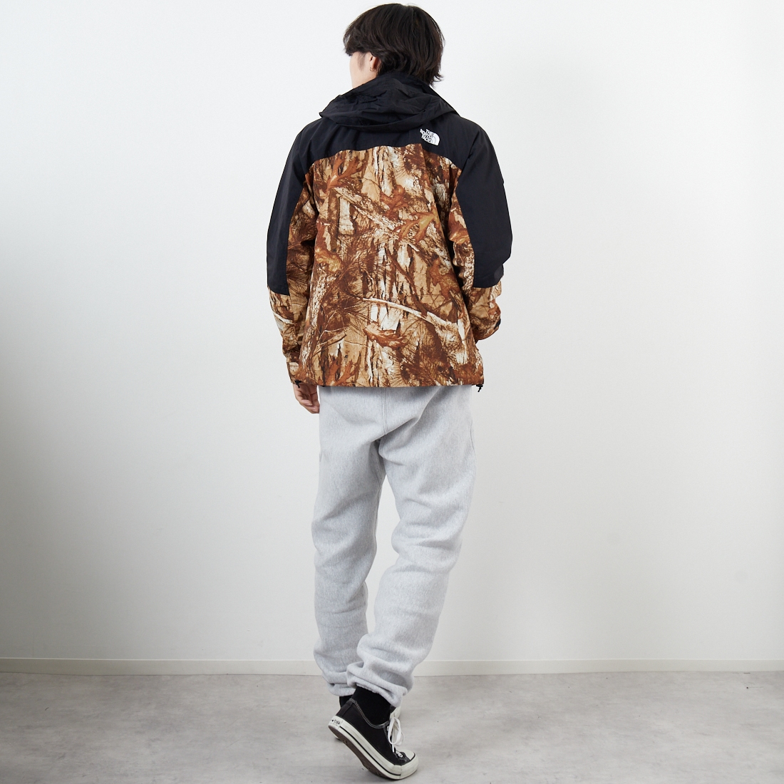 THE NORTH FACE [ザ ノースフェイス] ノベルティハイドレナウィンドジャケット [NP72553] FF &&モデル身長：179cm 着用サイズ：M&&