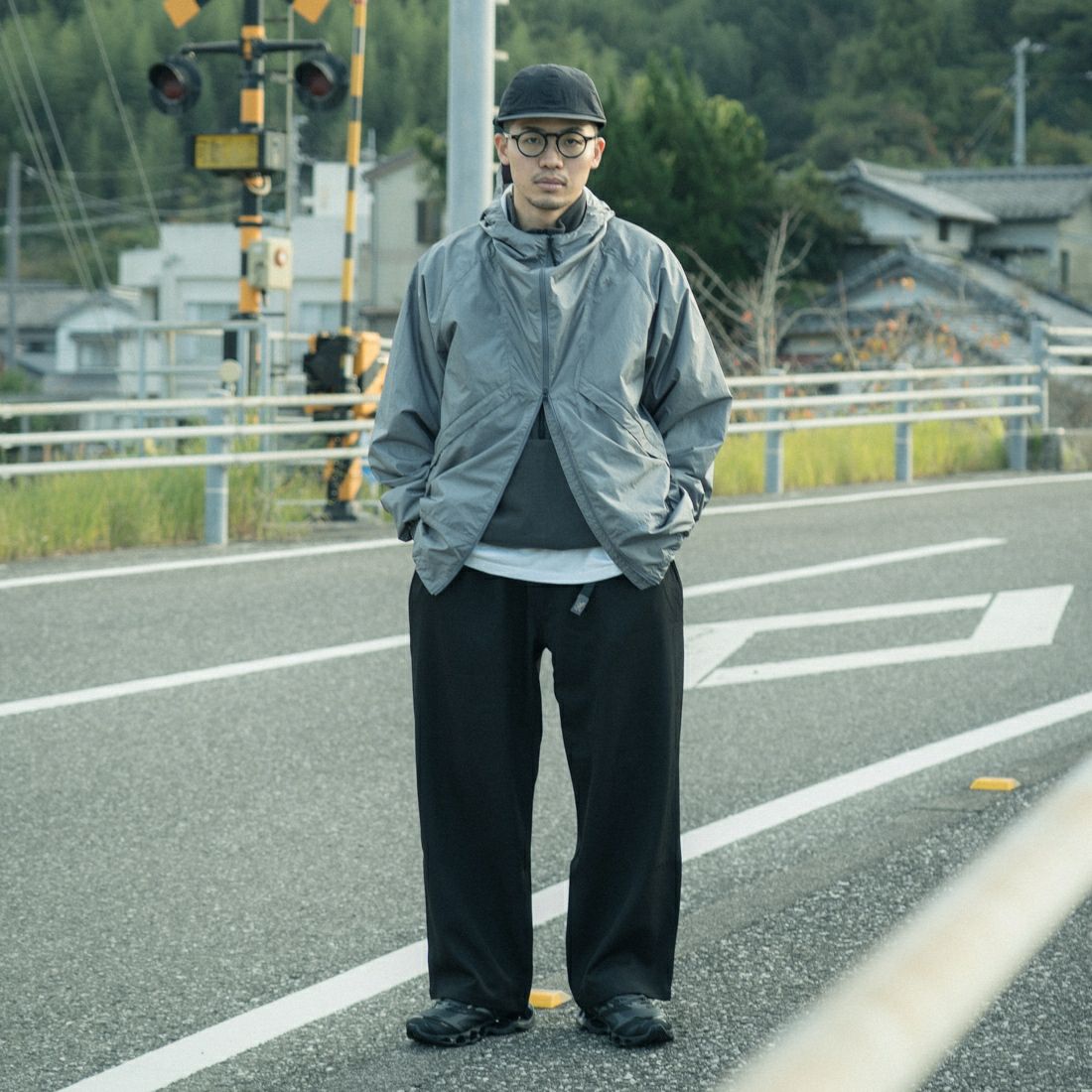 GRAMiCCi [グラミチ] 別注 ウールライク ワイドパンツ [GUP5-F1025-JF] BLACK &&モデル身長：168cm 着用サイズ：M&&