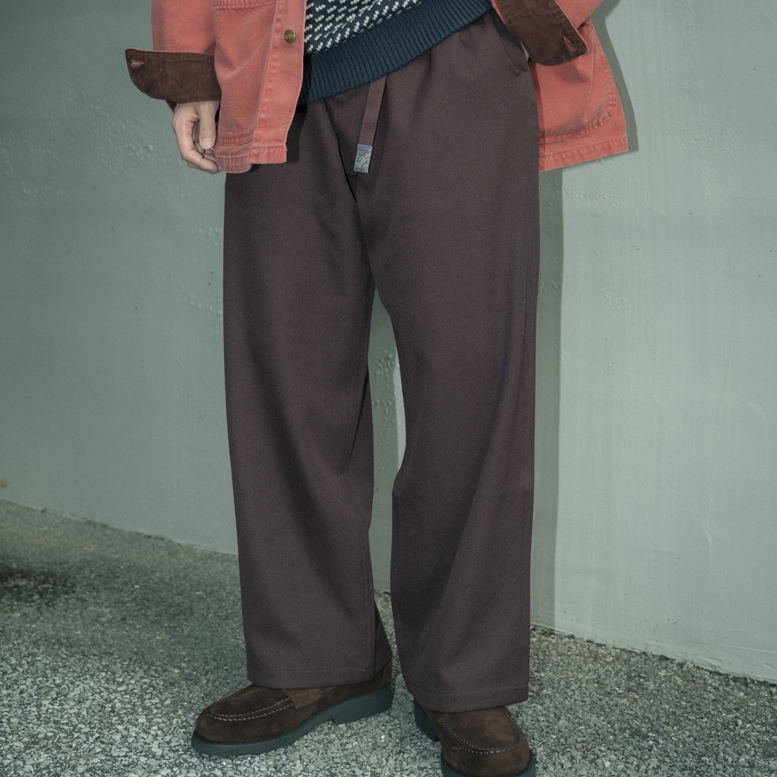GRAMiCCi [グラミチ] 別注 ウールライク ワイドパンツ [GUP5-F1025-JF] BROWN &&モデル身長：168cm 着用サイズ：M&&