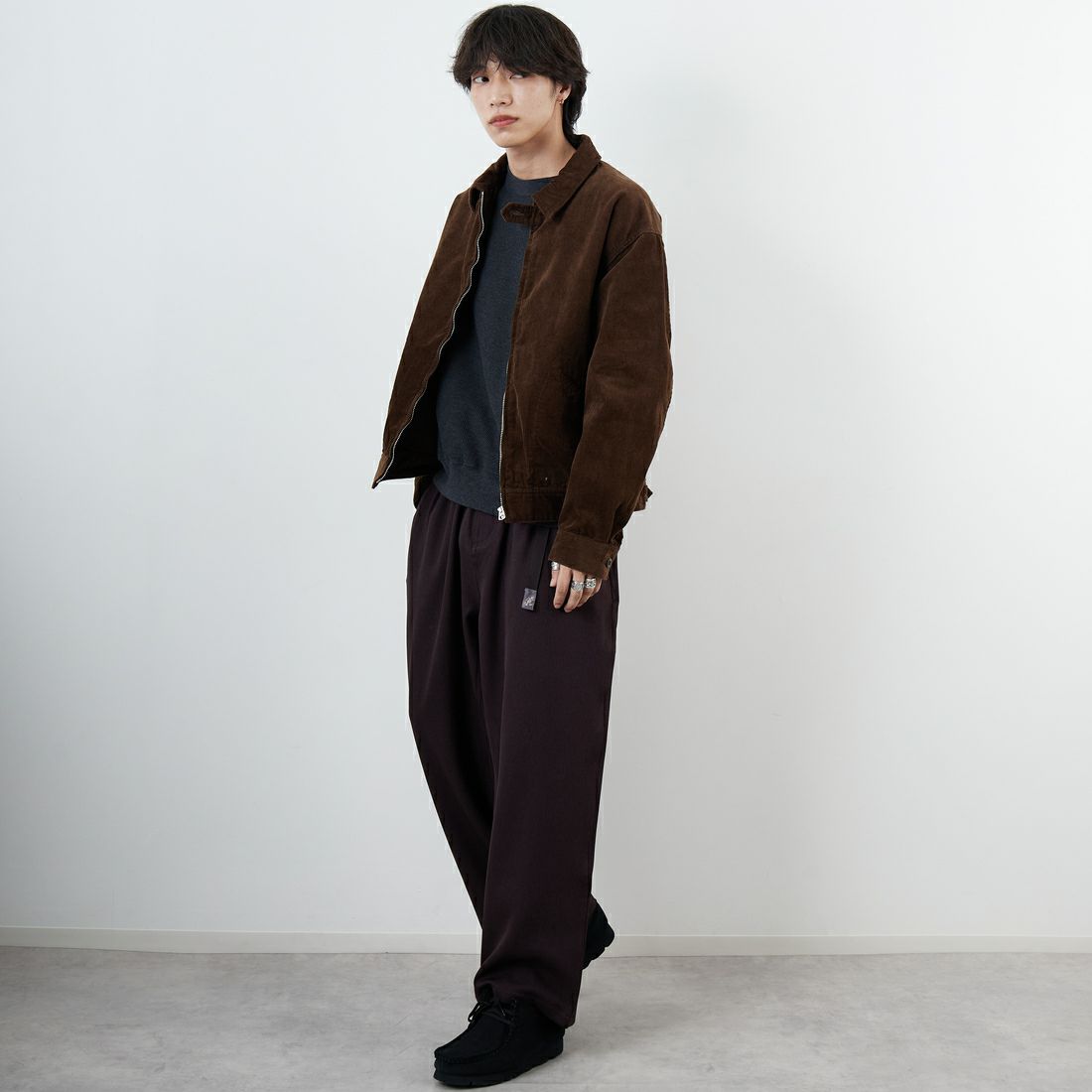 GRAMiCCi [グラミチ] 別注 ウールライク ワイドパンツ [GUP5-F1025-JF] BROWN &&モデル身長：179cm 着用サイズ：L&&