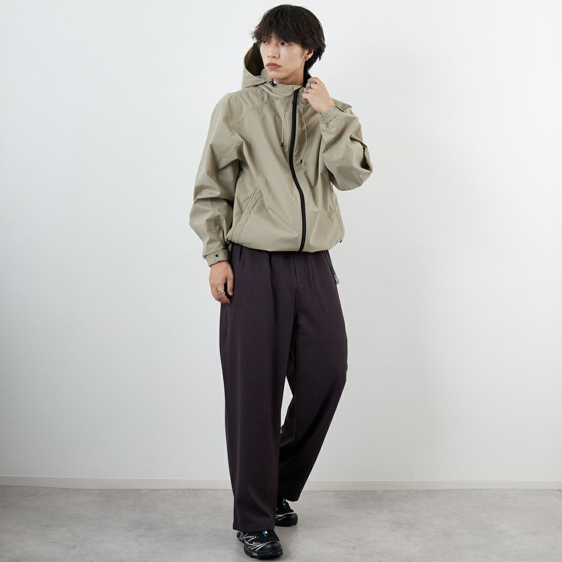 GRAMiCCi [グラミチ] 別注 ウールライク ワイドパンツ [GUP5-F1025-JF] CHARCOAL &&モデル身長：179cm 着用サイズ：M&&