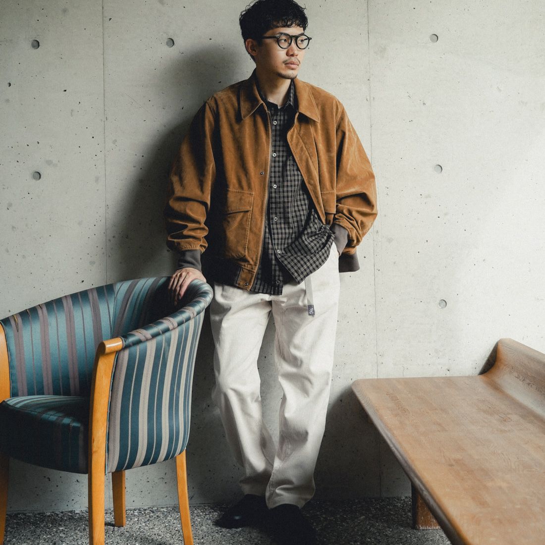 GRAMiCCi [グラミチ] 別注 コーデュロイ エブリデイパンツ [GUP5-F1022-JF] BONE &&モデル身長：168cm 着用サイズ：L&&