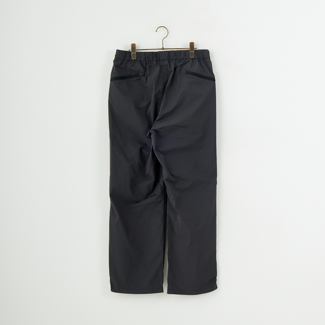 GOLDWIN × UNDER R リップストップパンツ 黒 GOLDWIN × UNDER R リップストップパンツ 黒 - メルカリ