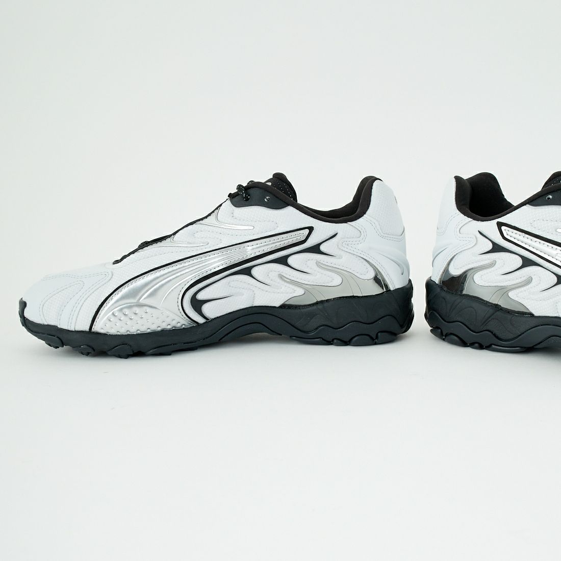 PUMA [プーマ] インへイル スマイル スニーカー [402589] 01 SILVER