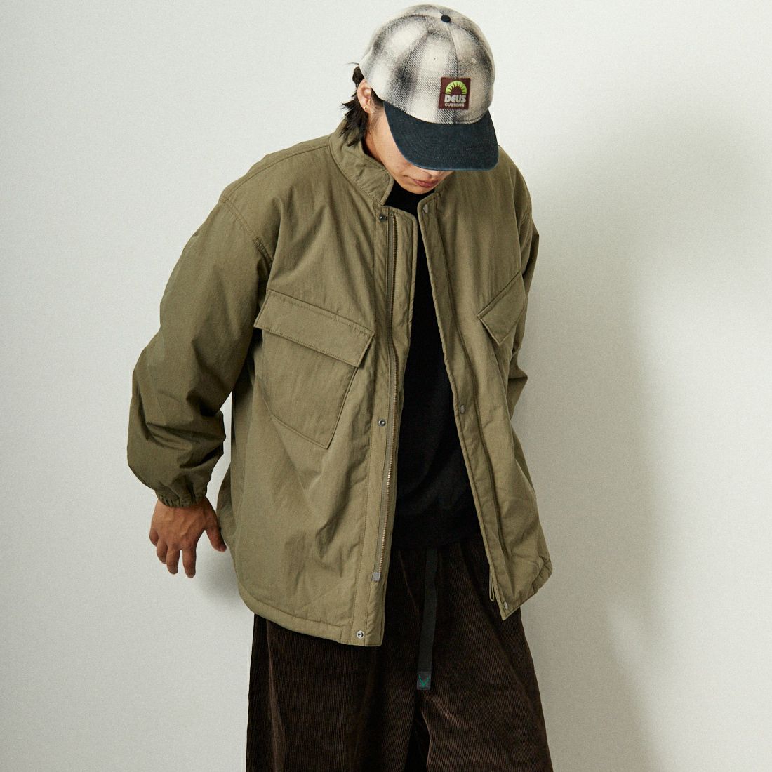 KHAKI&&モデル身長：179cm 着用サイズ：M&&