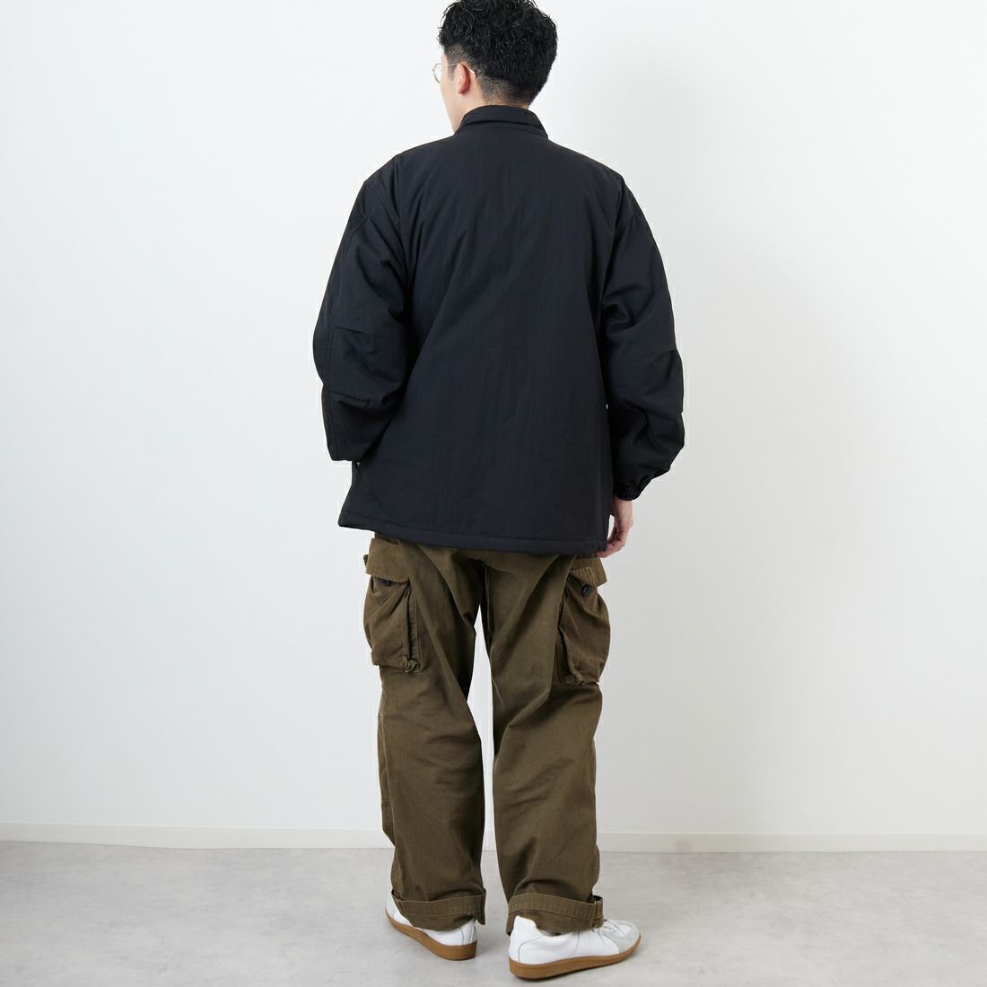 ARMY TWILL SANFORIZED [アーミーツイル サンフォライズド] 別注 中綿入り ケミカルプロテクトジャケット [AM-2554501-INT-JF] BLACK &&モデル身長：168cm 着用サイズ：M&&
