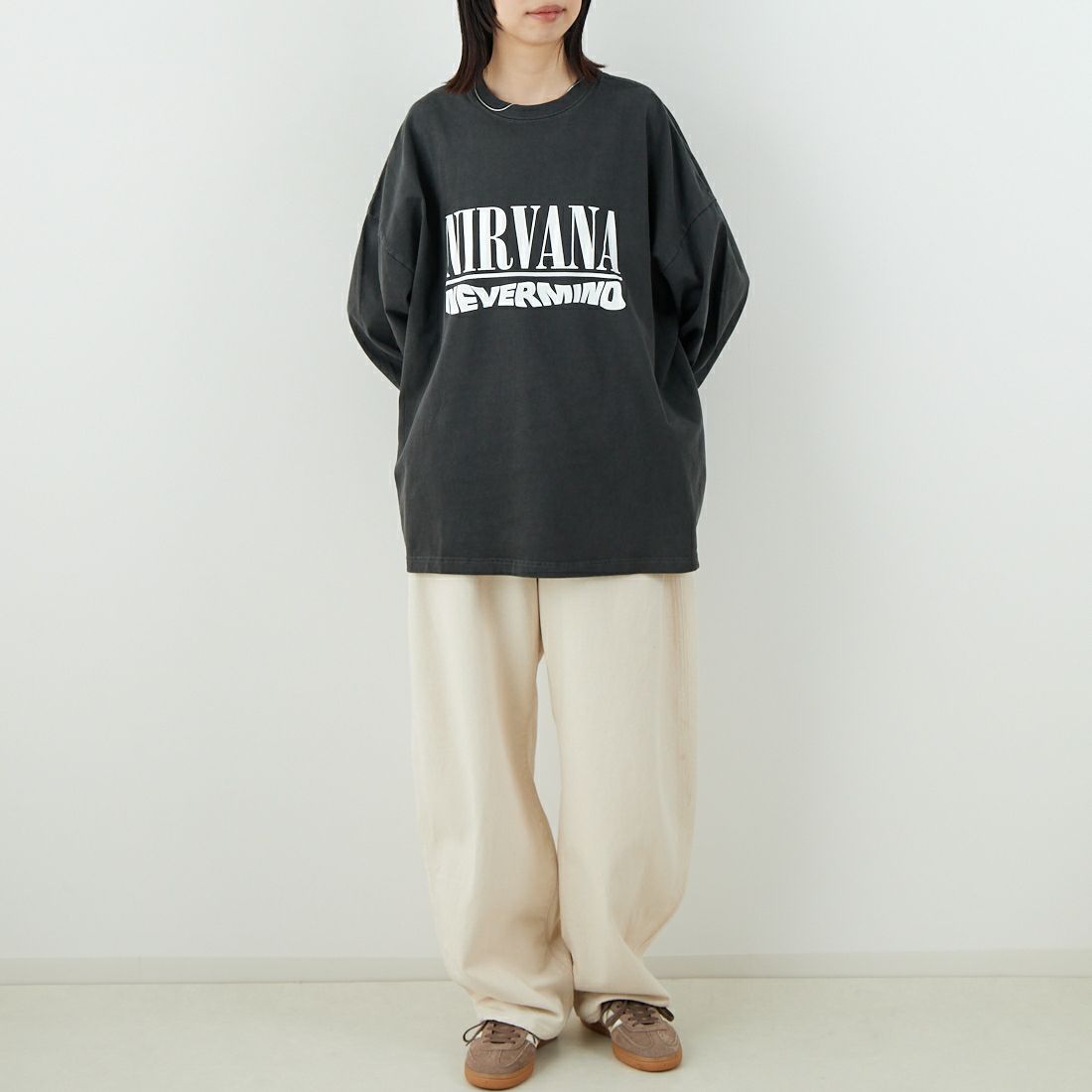 GOOD ROCK SPEED [グッドロックスピード] NIRVANA ロングスリーブTシャツ [25NVN202W] CHARCOAL &&モデル身長：162cm 着用サイズ：F&&