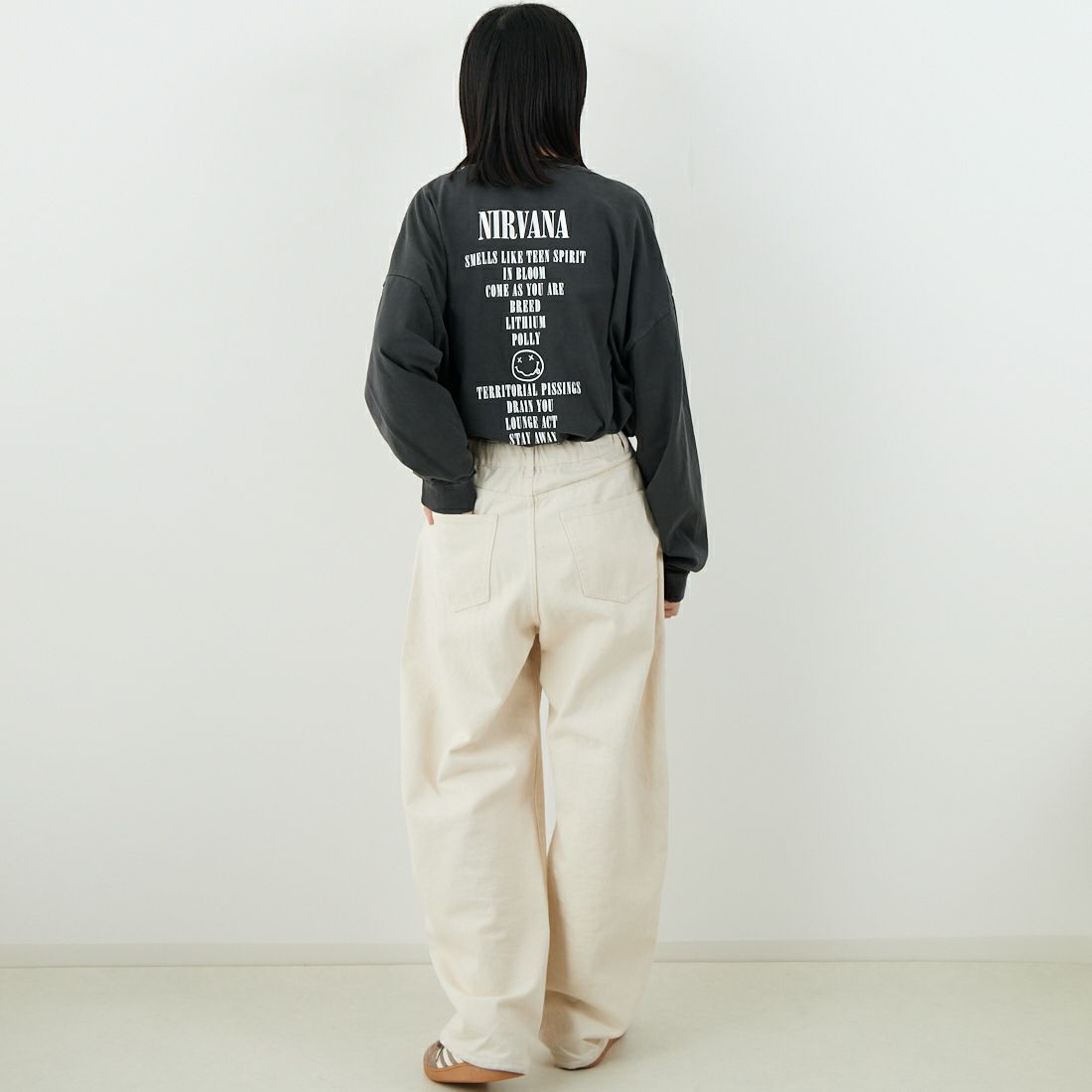 GOOD ROCK SPEED [グッドロックスピード] NIRVANA ロングスリーブTシャツ [25NVN202W] CHARCOAL &&モデル身長：162cm 着用サイズ：F&&