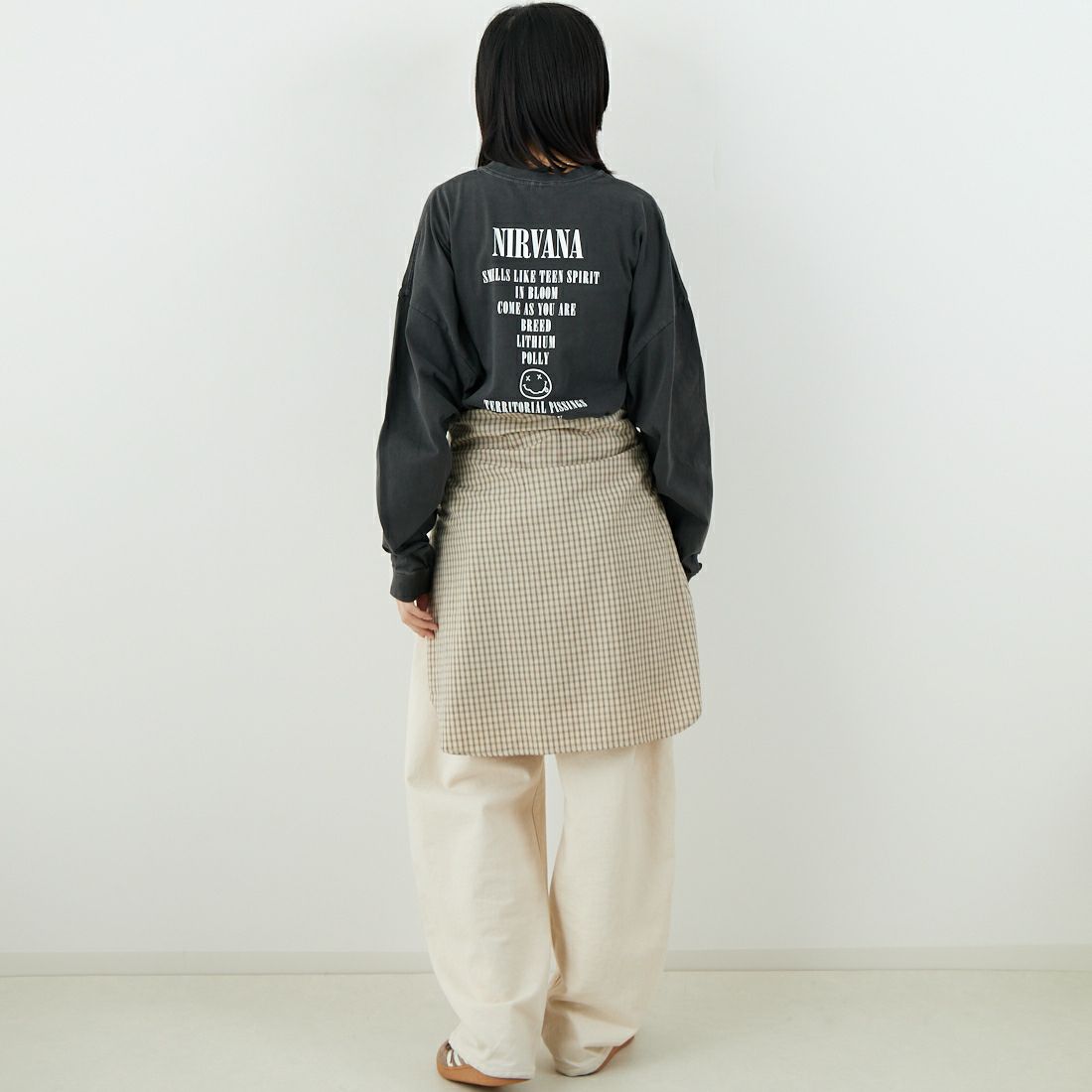 GOOD ROCK SPEED [グッドロックスピード] NIRVANA ロングスリーブTシャツ [25NVN202W] CHARCOAL &&モデル身長：162cm 着用サイズ：F&&