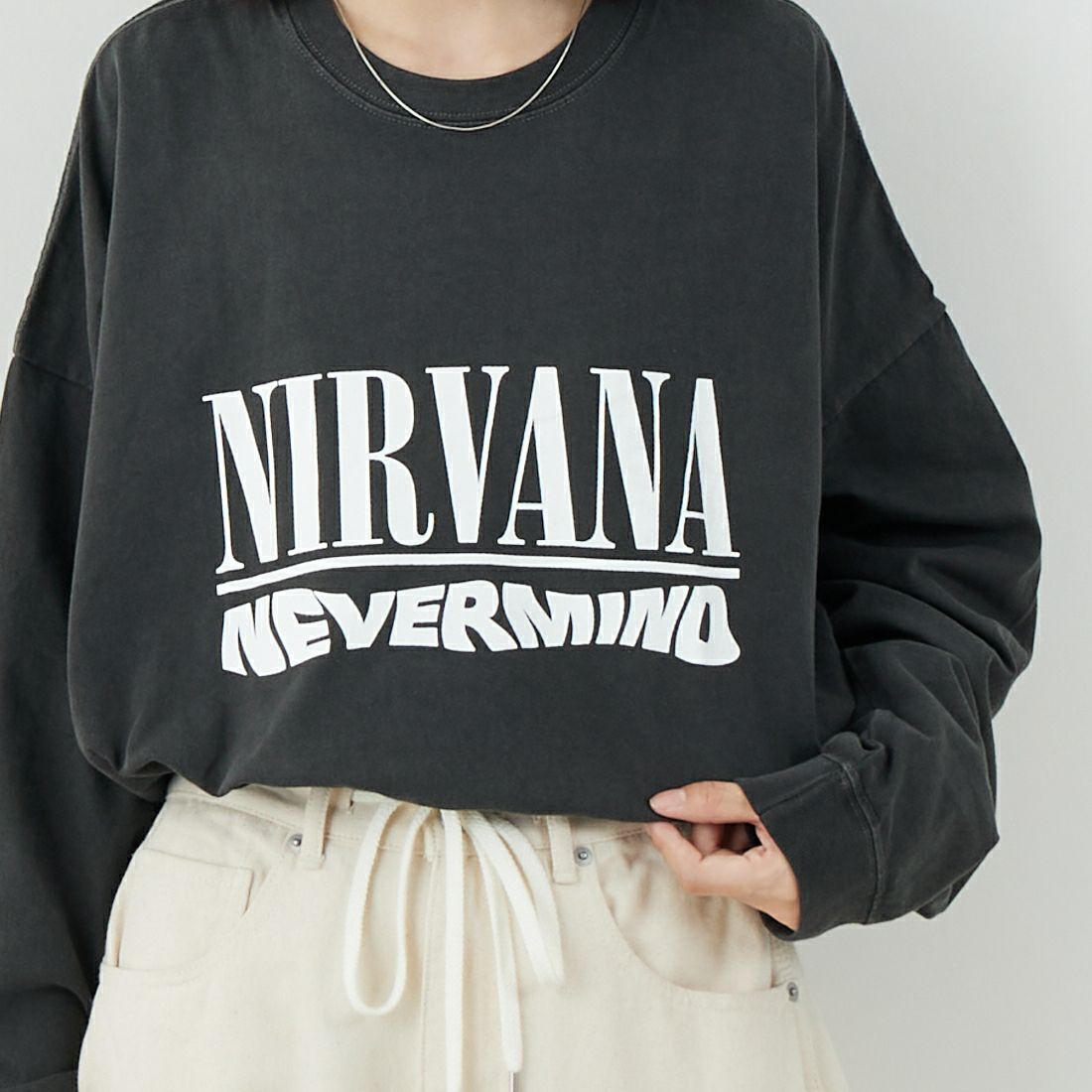 GOOD ROCK SPEED [グッドロックスピード] NIRVANA ロングスリーブTシャツ [25NVN202W] CHARCOAL &&モデル身長：162cm 着用サイズ：F&&
