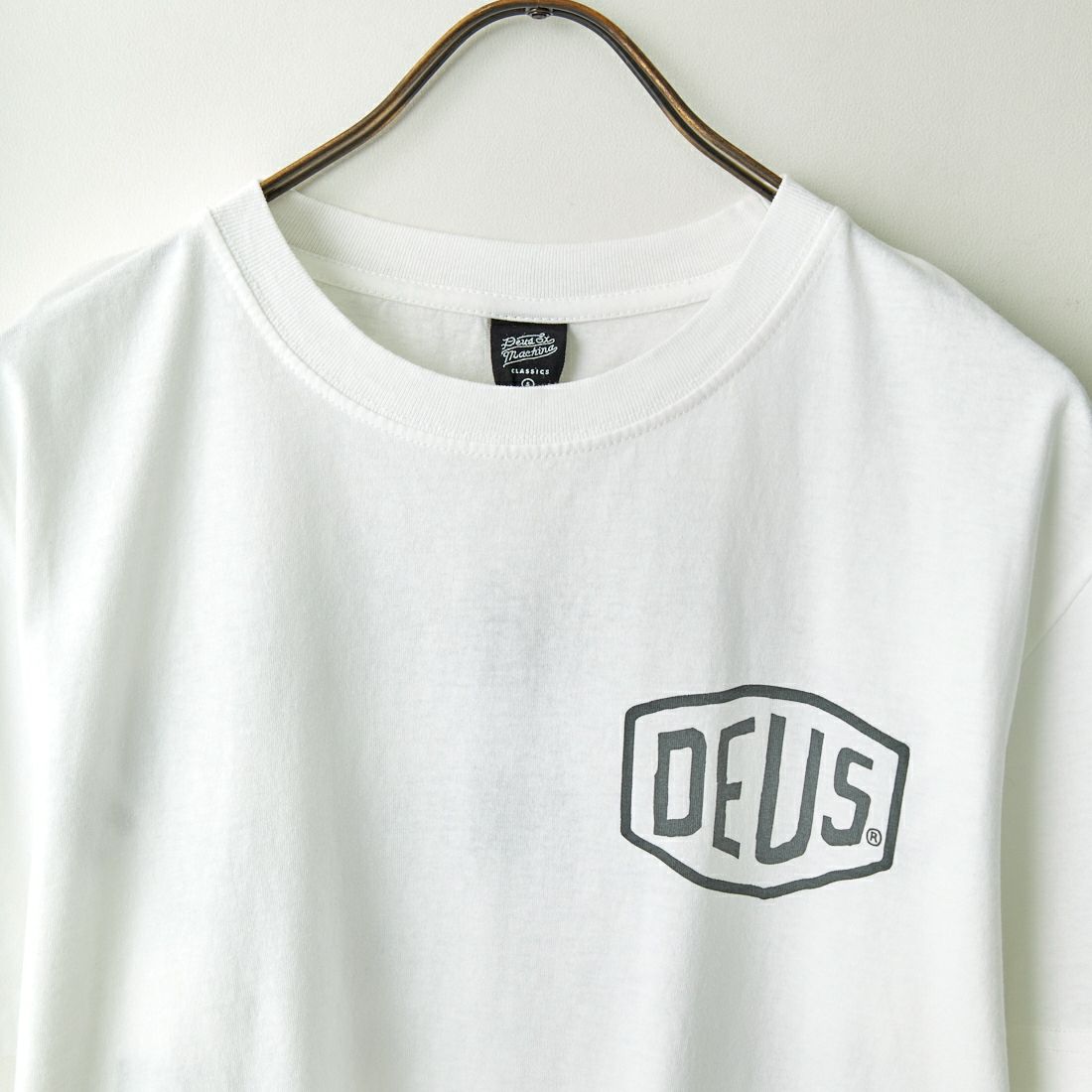 DEUS EX MACHINA [デウス エクス マキナ] TOKYO ADDRESS Tシャツ [T-DMW41808R] WHITE