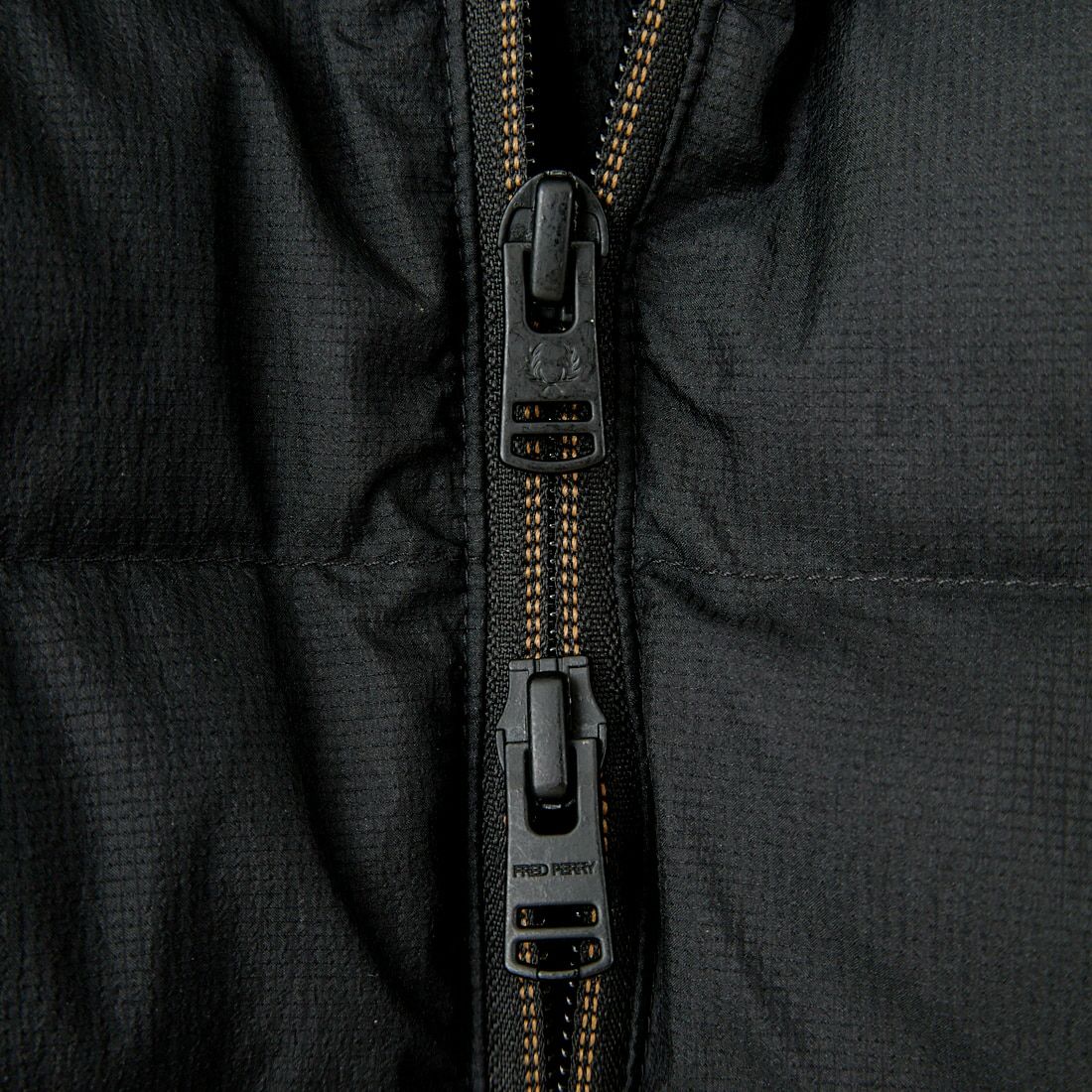 FRED PERRY [フレッドペリー] インサレーテッドジャケット [J4564] 102 BLACK