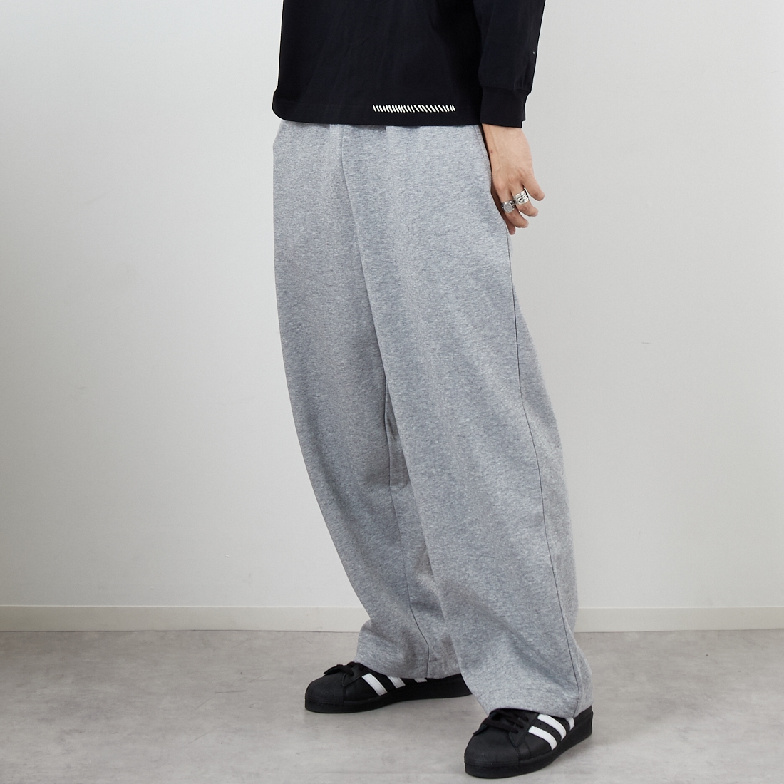801 H.GRAY&&モデル身長：179cm 着用サイズ：2&&