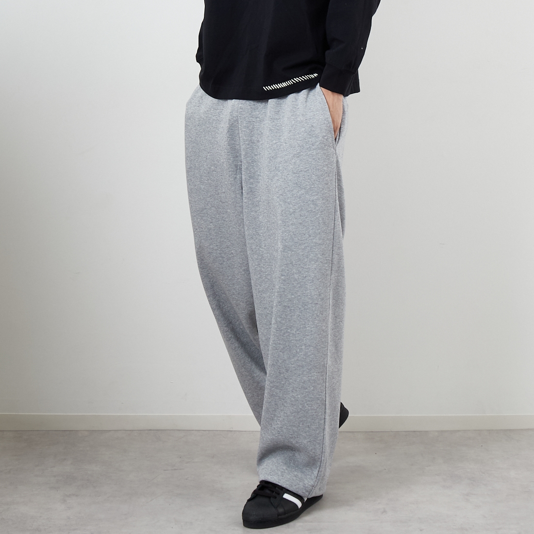 SLICK [スリック] ダブルエアニットスウェットワイドパンツ [5161032] 801 H.GRAY &&モデル身長：179cm 着用サイズ：2&&