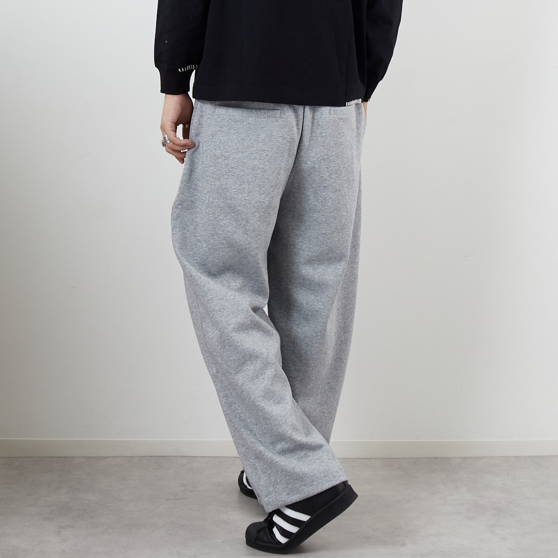 SLICK [スリック] ダブルエアニットスウェットワイドパンツ [5161032] 801 H.GRAY &&モデル身長：179cm 着用サイズ：2&&