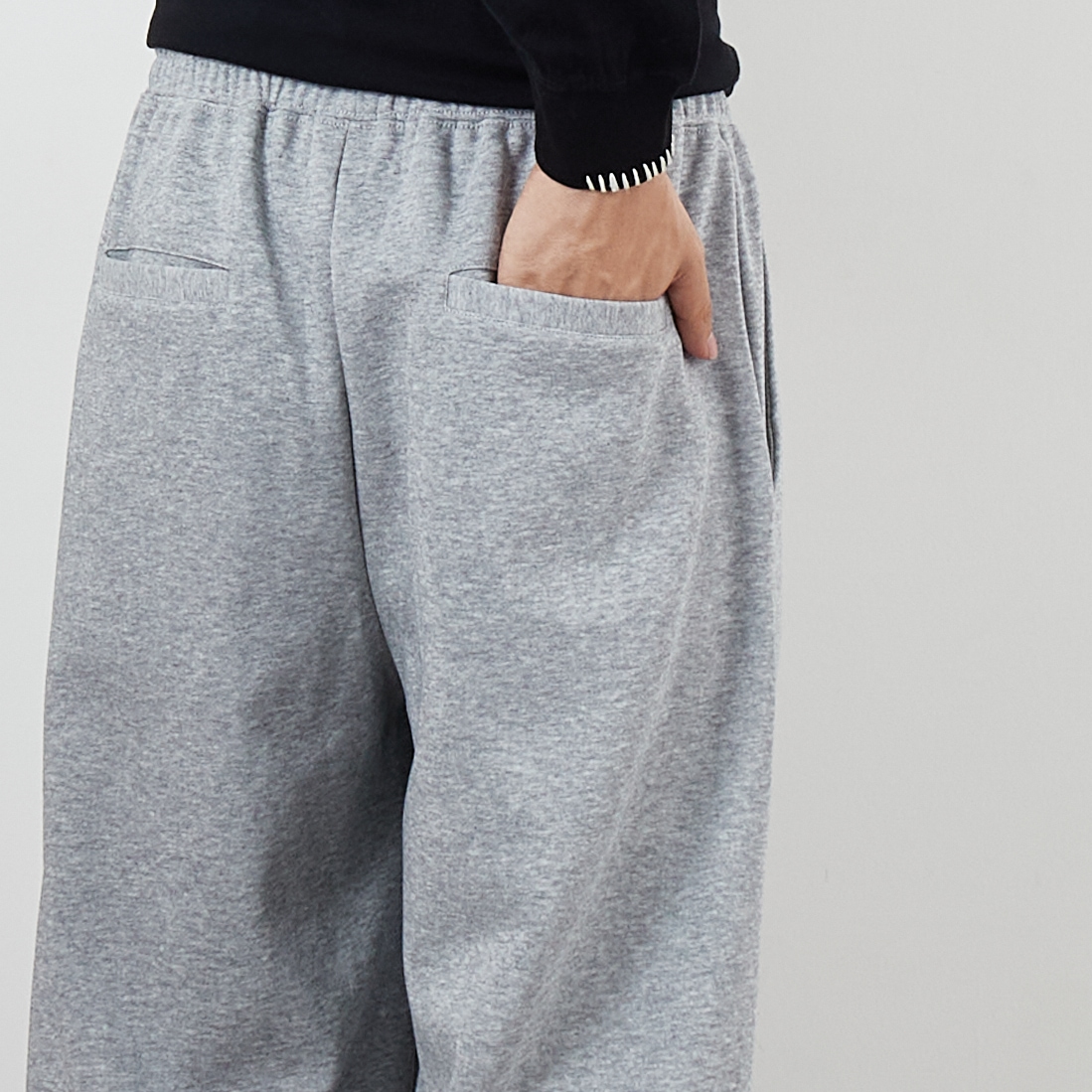 SLICK [スリック] ダブルエアニットスウェットワイドパンツ [5161032] 801 H.GRAY &&モデル身長：179cm 着用サイズ：2&&