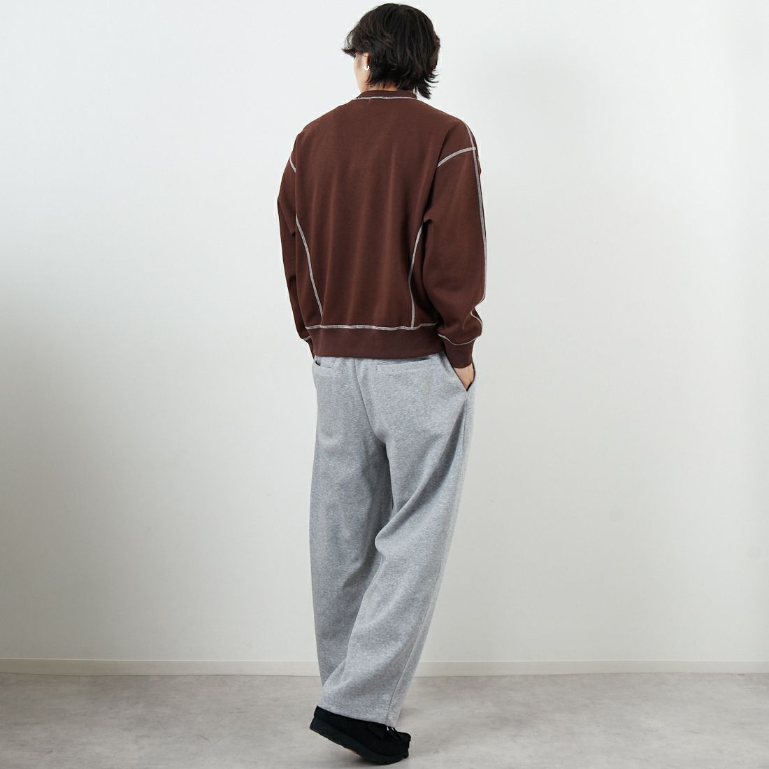 SLICK [スリック] ダブルエアニットステッチワークプルオーバー [5131030] 500 BROWN &&モデル身長：179cm 着用サイズ：1&&