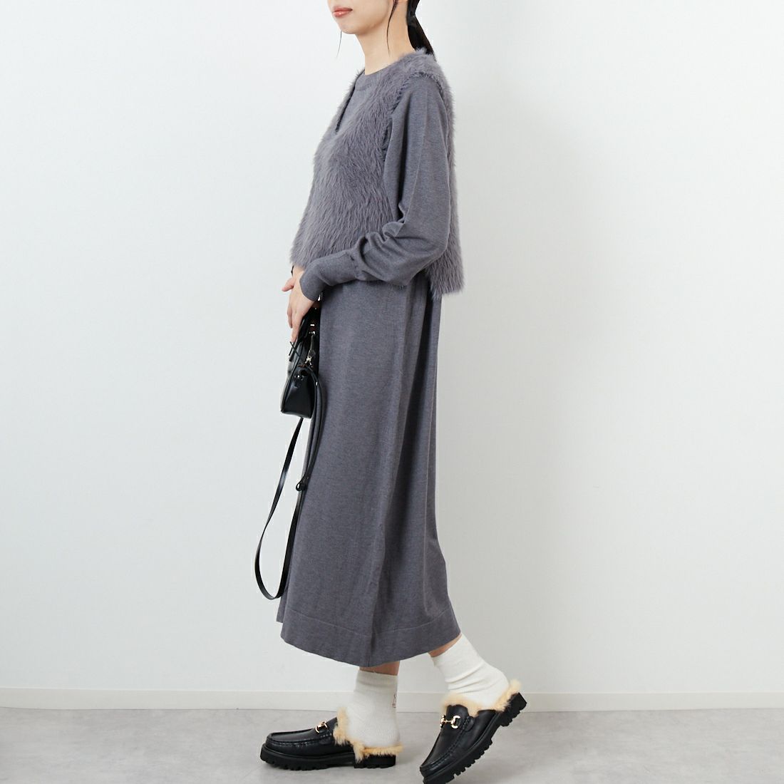 CLOCHE [クロシェ] ファーベスト&ニットワンピースセット [55285528] ﾁｬｺｰﾙ &&モデル身長：162cm 着用サイズ：2&&