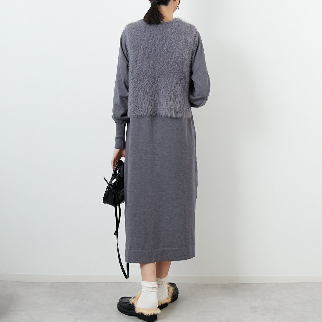 CLOCHE [クロシェ] ファーベスト&ニットワンピースセット [55285528] ﾁｬｺｰﾙ &&モデル身長：162cm 着用サイズ：2&&