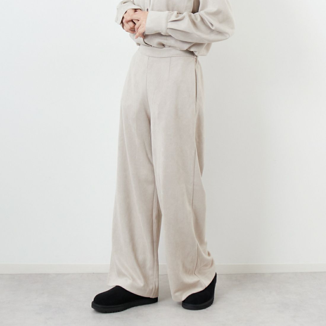 CLOCHE [クロシェ] スエードダンボールパンツ [55286556] ﾍﾞｰｼﾞｭ &&モデル身長：162cm 着用サイズ：2&&