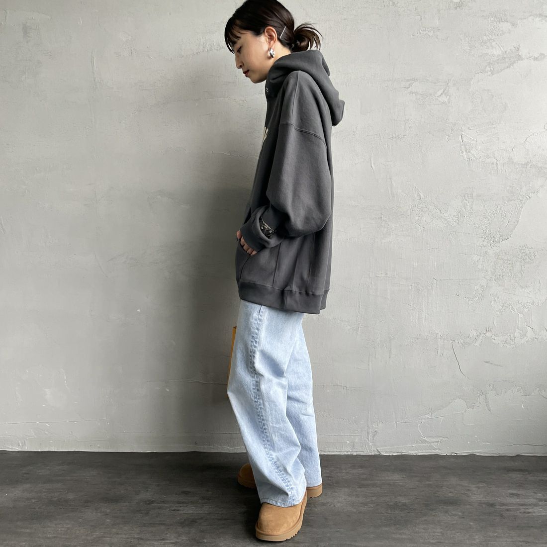 Americana [アメリカーナ] リバースウィーブ スウェットフーディ [BRF-772A-1] ﾁｬｺｰﾙ &&モデル身長：150cm 着用サイズ：M&&