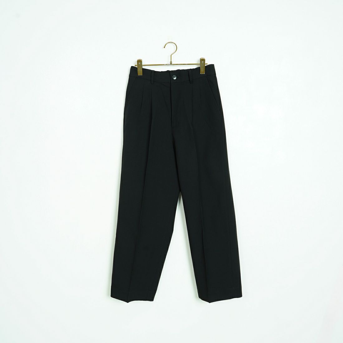 700 BLACK