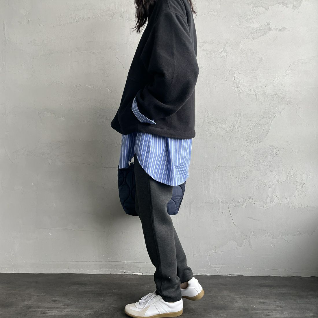 GRAMiCCi [グラミチ] 別注 テックニット スリムパンツ [GUP5-F1021-JF] CHARCOAL &&モデル身長：160cm 着用サイズ：S&&