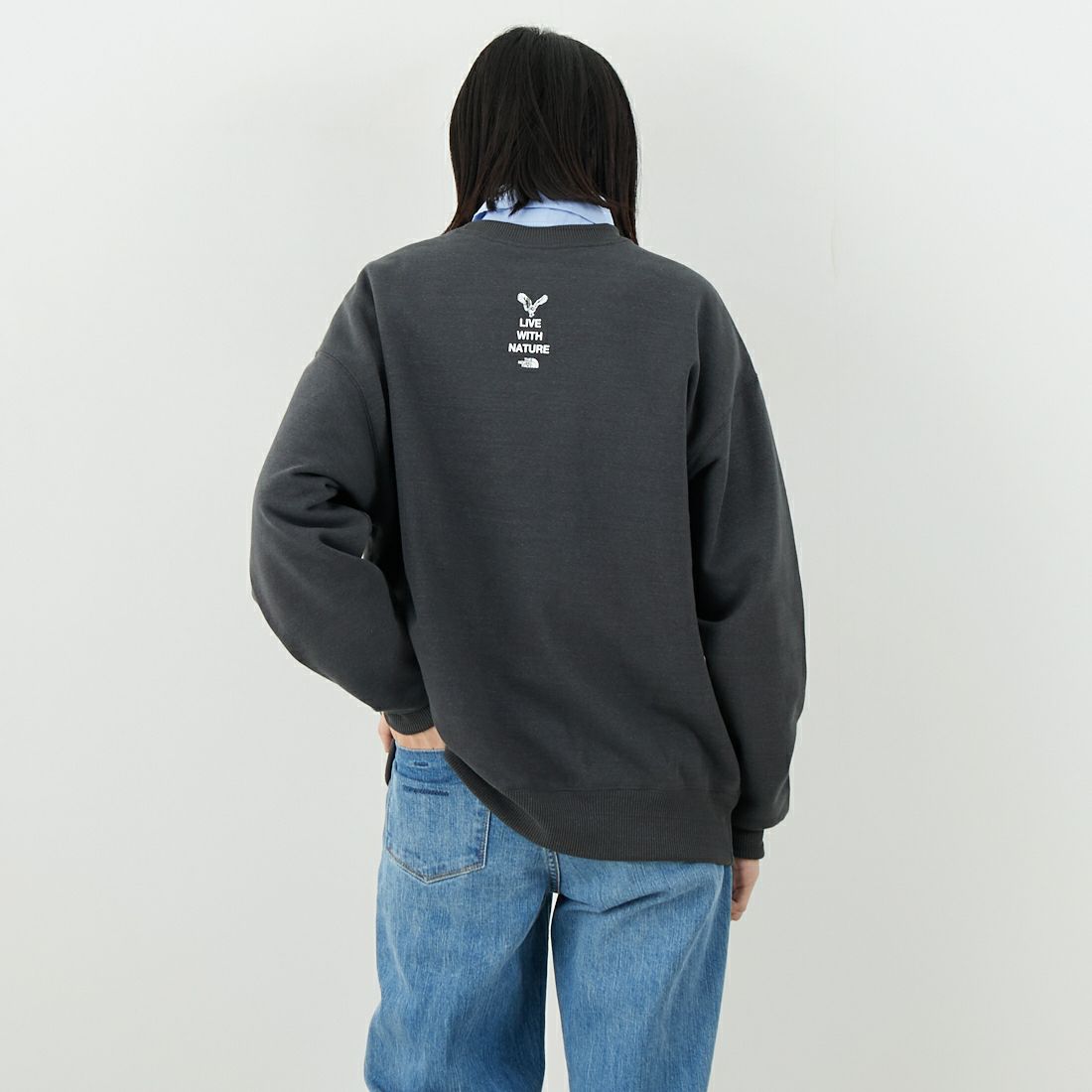 THE NORTH FACE [ザ ノースフェイス] ズーピッカークルー [NT12536] AG &&モデル身長：162cm 着用サイズ：S&&