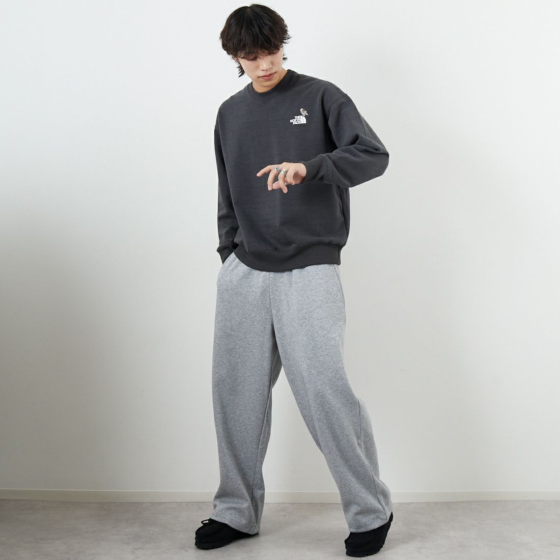 THE NORTH FACE [ザ ノースフェイス] ズーピッカークルー [NT12536] AG &&モデル身長：179cm 着用サイズ：M&&