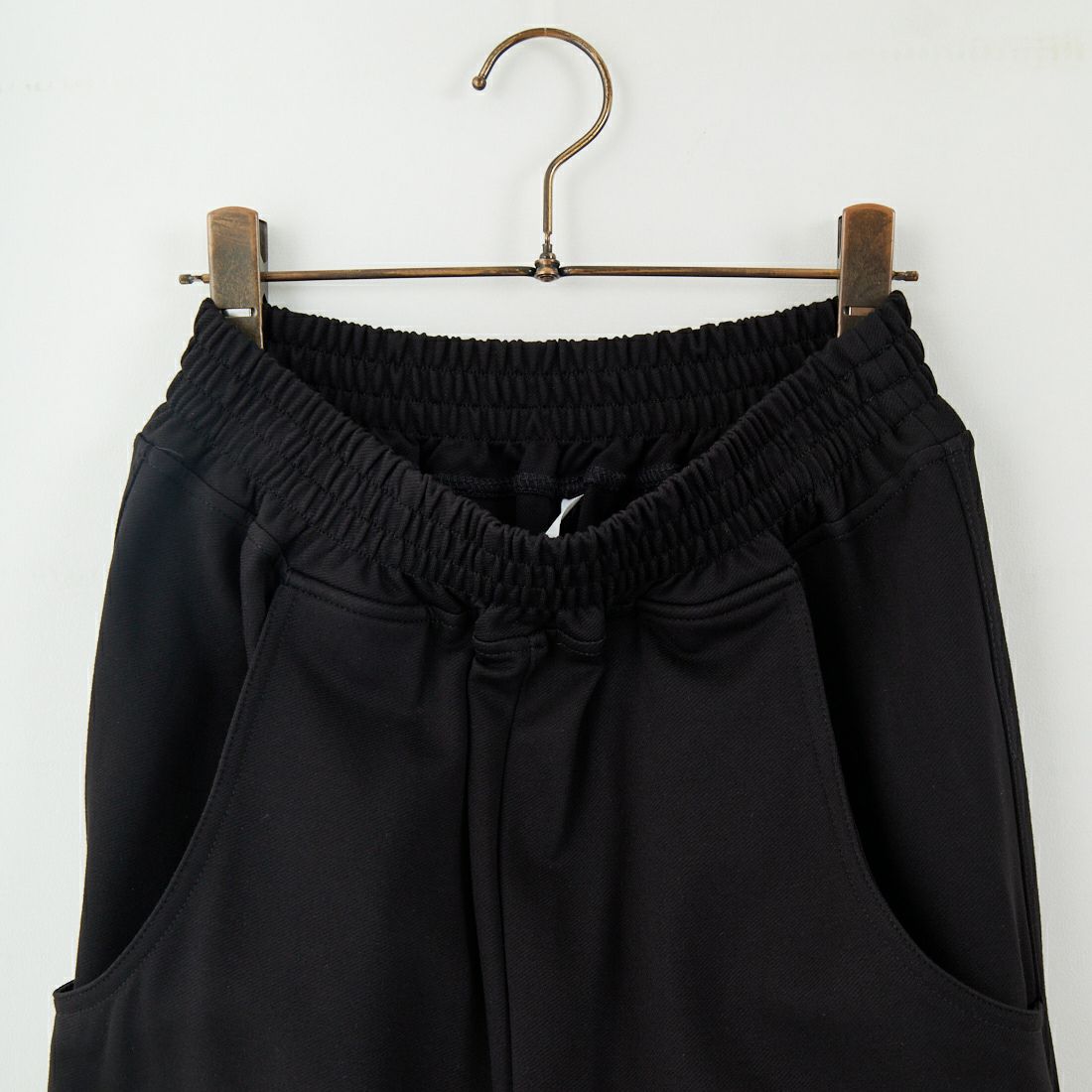 DIGNITE COLLIER [ディニテコリエ] カットカーブパンツ [80256045] 004 ﾌﾞﾗｯｸ