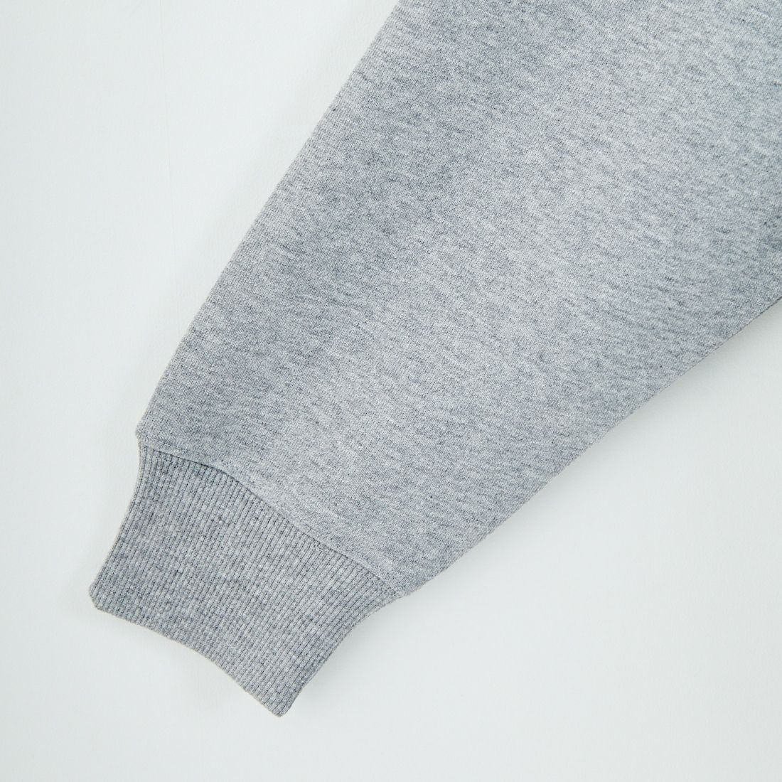 UNIVERSAL OVERALL [ユニバーサルオーバーオール] 別注 カレッジロゴデザイン クルーネックスウェット [U2531228IN-JF] ASH GRY