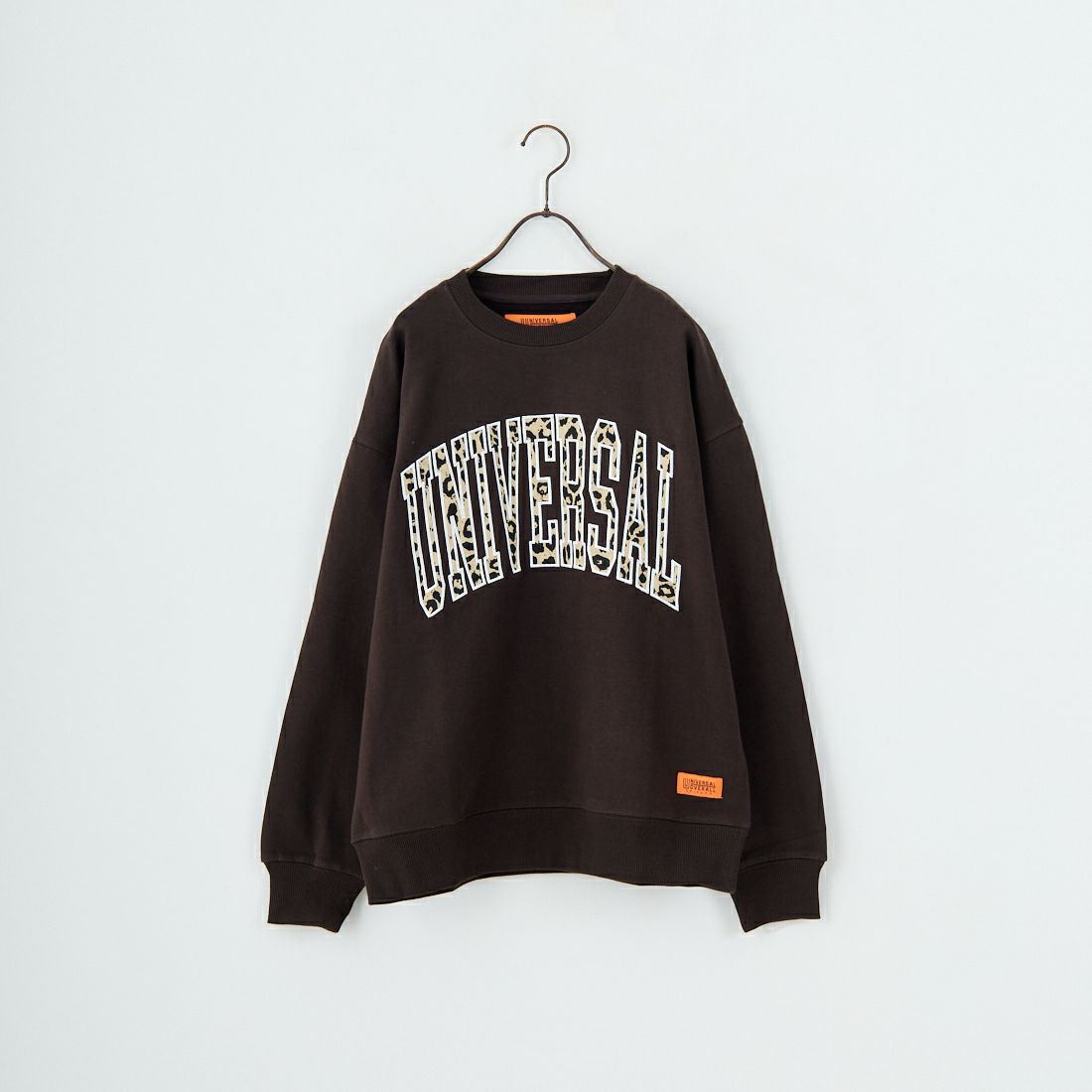 UNIVERSAL OVERALL [ユニバーサルオーバーオール] 別注 カレッジロゴデザイン クルーネックスウェット [U2531228IN-JF] BROWN