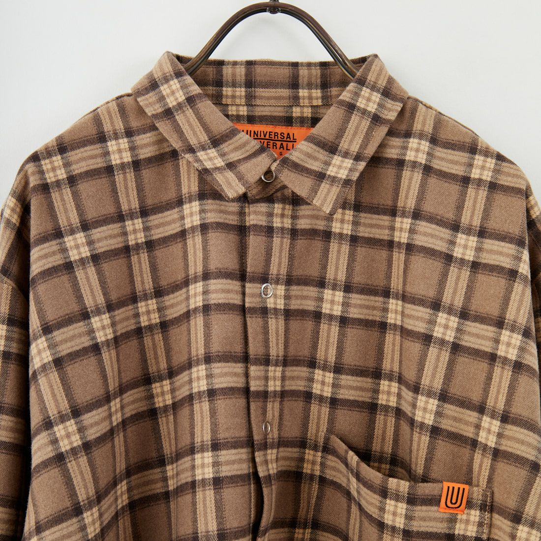 UNIVERSAL OVERALL [ユニバーサルオーバーオール] 別注 ショート丈ビッグポケットシャツ [U2533158IN-JF] BEIGE