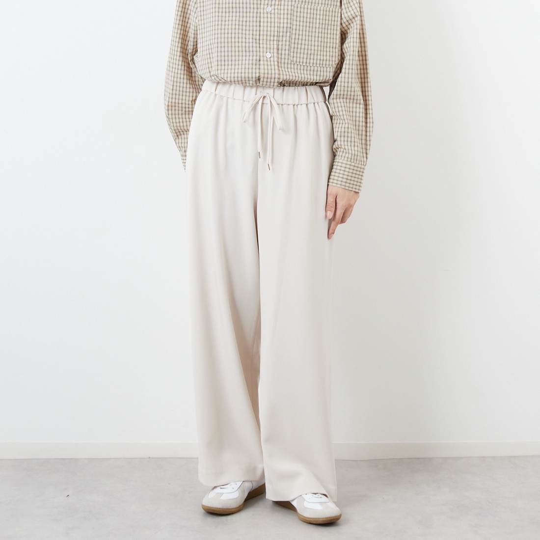 200 ﾍﾞｰｼﾞｭ&&モデル身長：162cm 着用サイズ：36&&