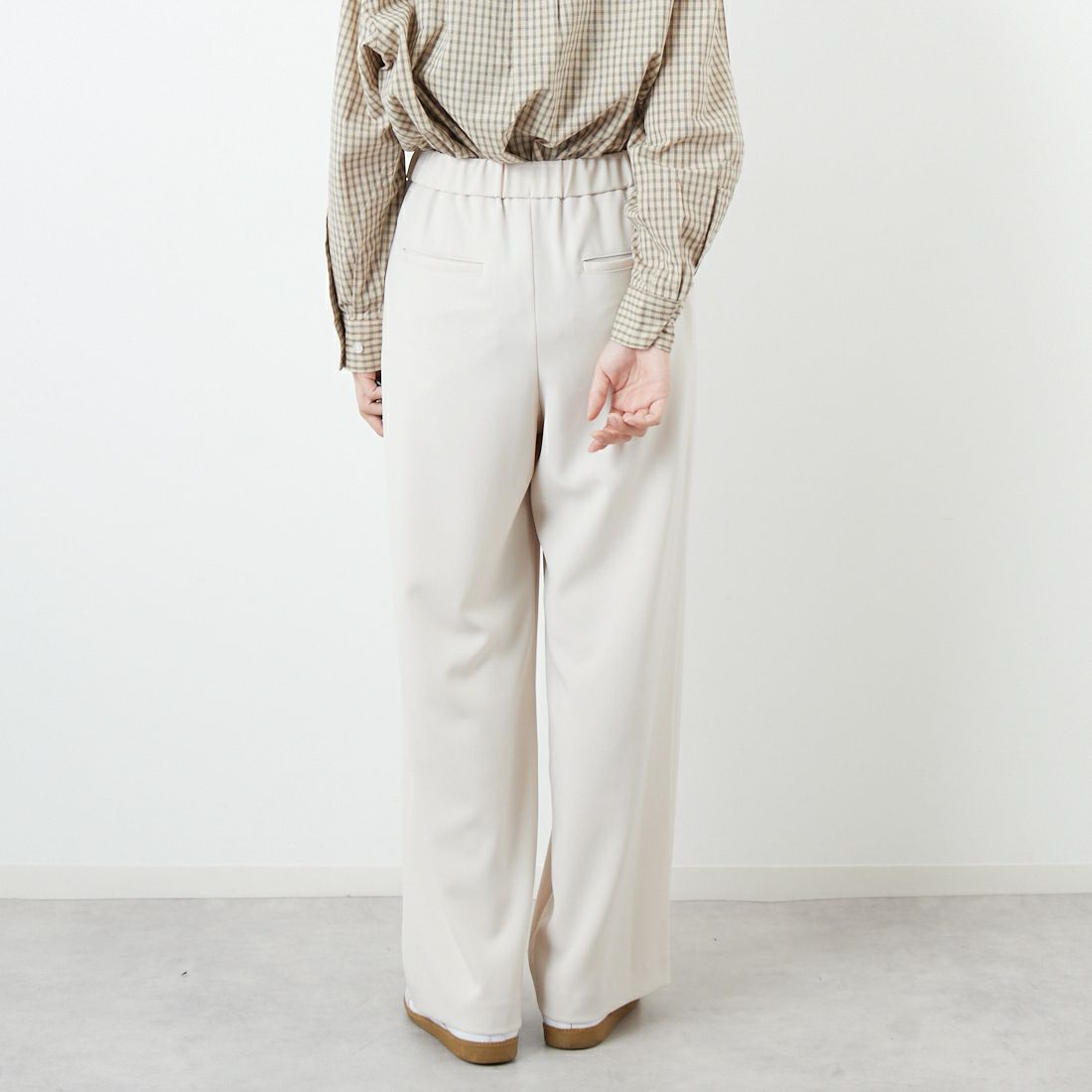 Jeans Factory Clothes [ジーンズファクトリークローズ] 杢調ツイルストレッチワイドパンツ [J-4826] 200 ﾍﾞｰｼﾞｭ &&モデル身長：162cm 着用サイズ：36&&