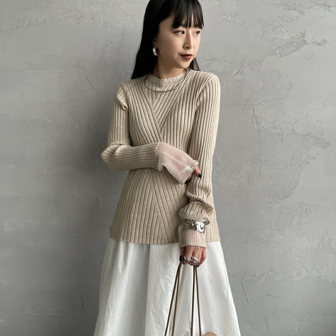 nenom [ネノム] ラメ袖切り替え ランダムリブニット [NE25131024] 22 BEIGE