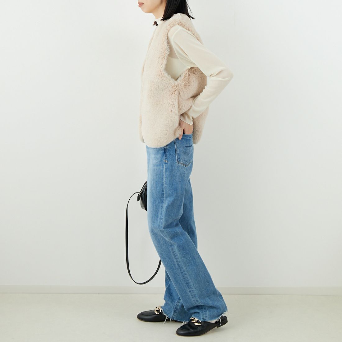 Jeans Factory Clothes [ジーンズファクトリークローズ] エコファーベスト [330021] 153 ﾍﾞｰｼﾞｭ &&モデル身長：162cm 着用サイズ：F&&