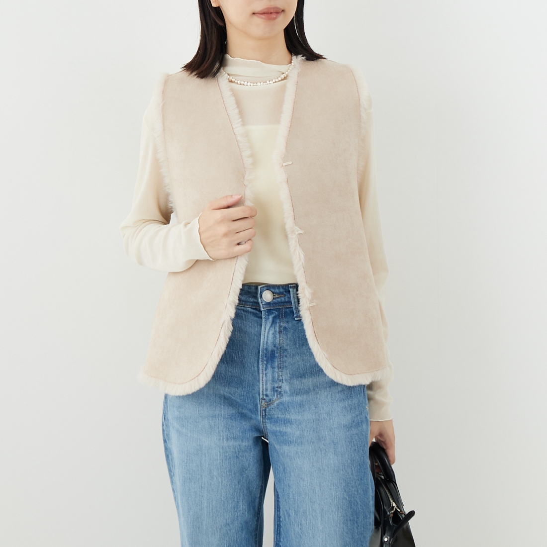 Jeans Factory Clothes [ジーンズファクトリークローズ] エコファーベスト [330021] 153 ﾍﾞｰｼﾞｭ &&モデル身長：162cm 着用サイズ：F&&