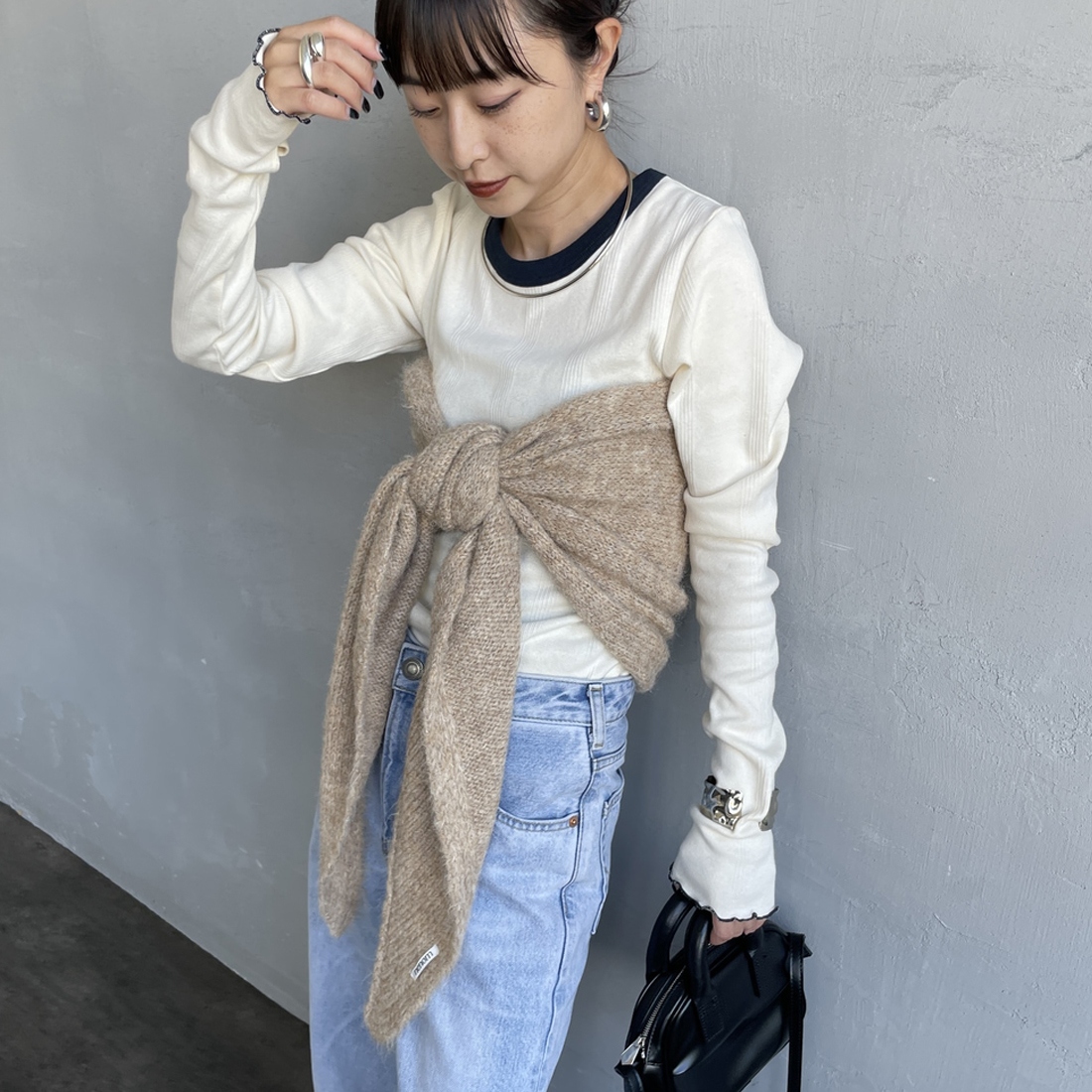 22 BEIGE