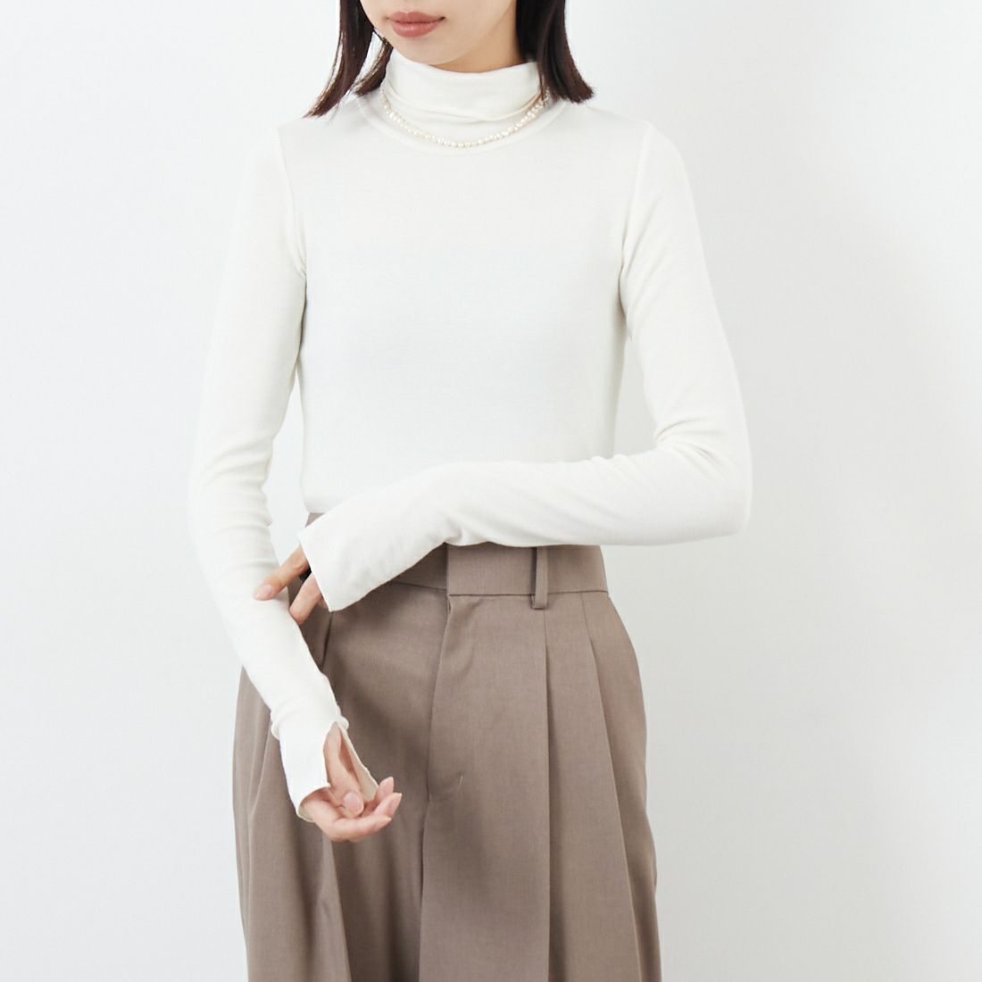 USINE [ユジーヌ] エンジェルウールタートルネックカットソー [21256067] 031 ｱｲﾎﾞﾘｰ &&モデル身長：162cm 着用サイズ：36&&