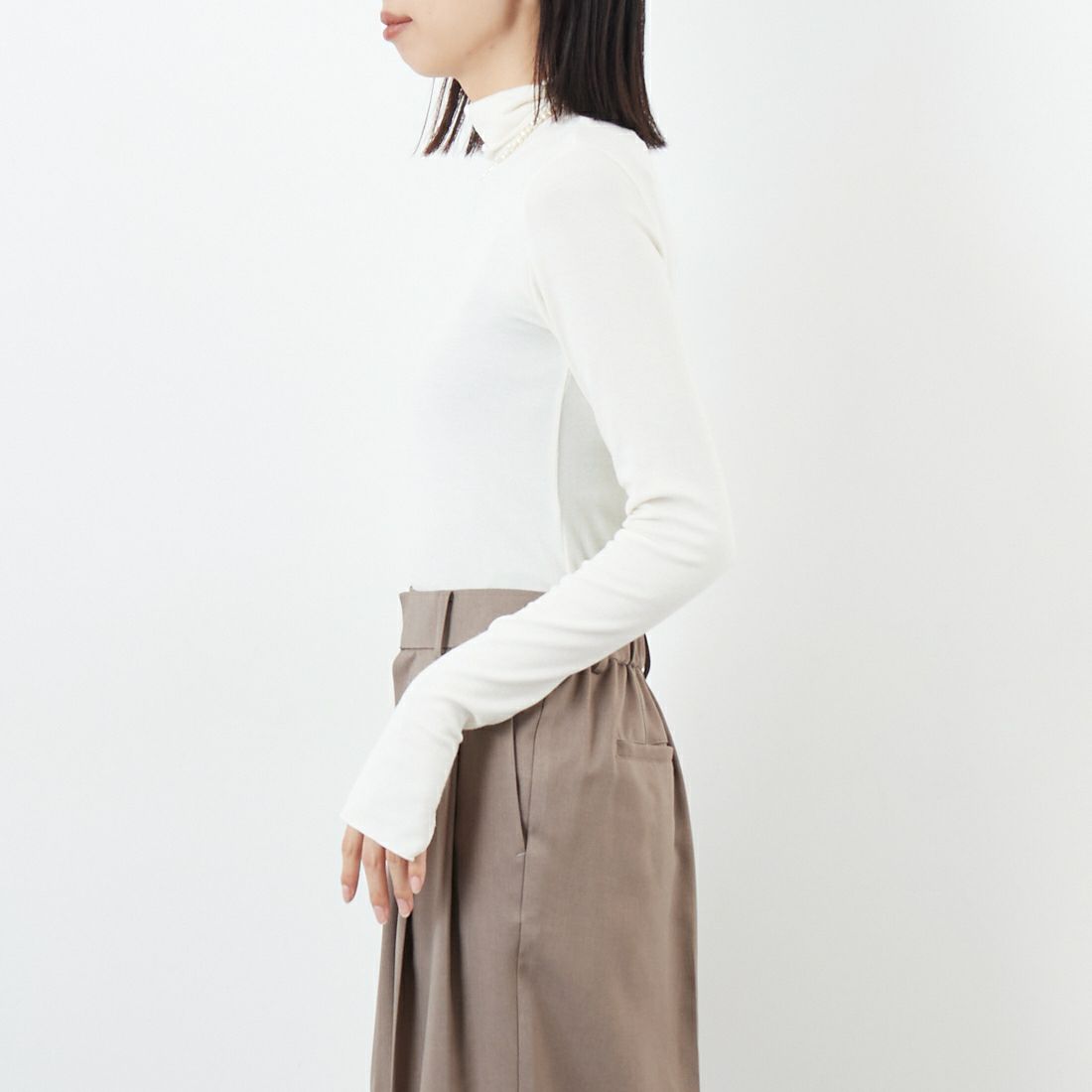 USINE [ユジーヌ] エンジェルウールタートルネックカットソー [21256067] 031 ｱｲﾎﾞﾘｰ &&モデル身長：162cm 着用サイズ：36&&