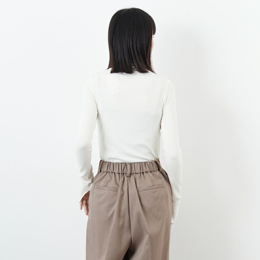 USINE [ユジーヌ] エンジェルウールタートルネックカットソー [21256067] 031 ｱｲﾎﾞﾘｰ &&モデル身長：162cm 着用サイズ：36&&