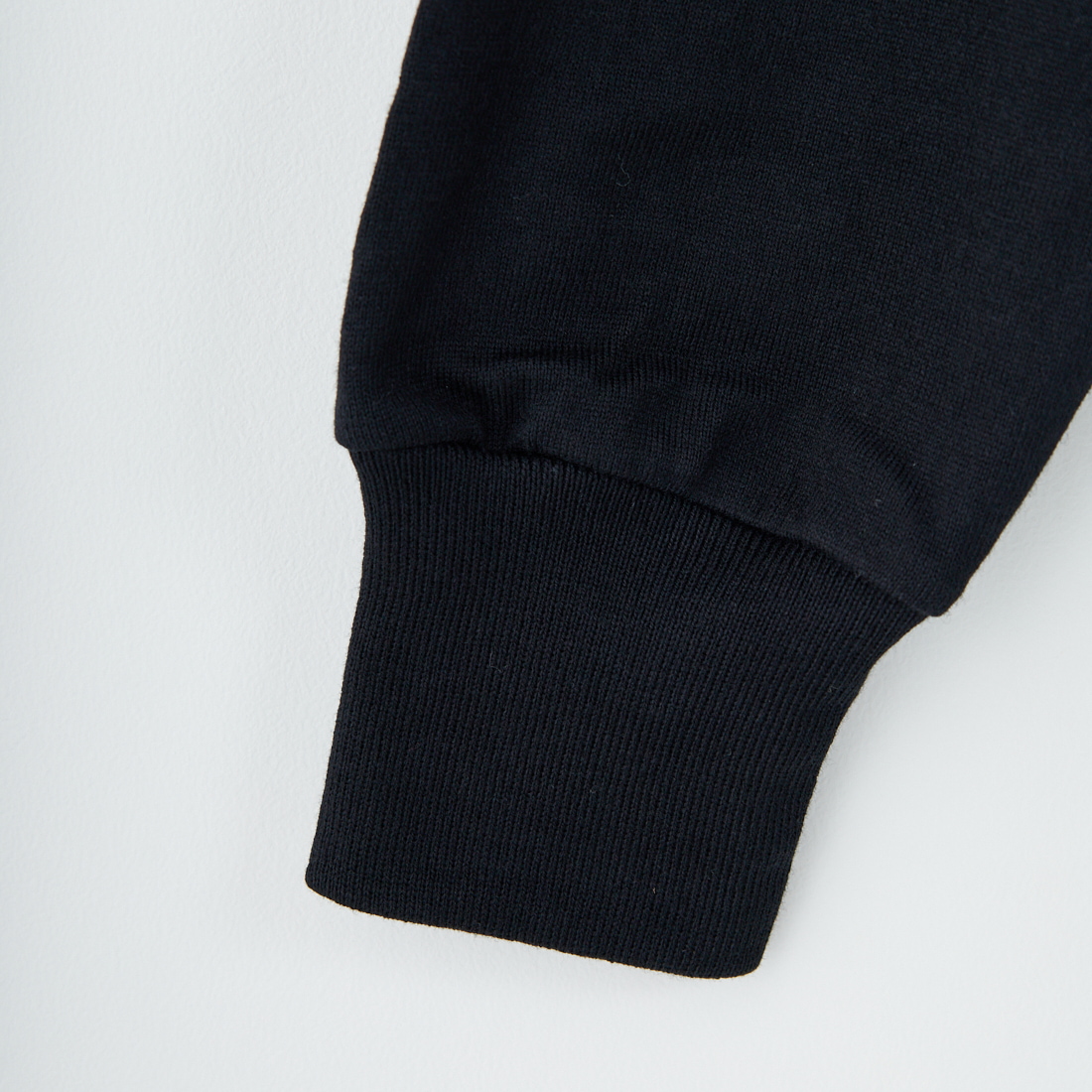Hanes [ヘインズ] KURO クルーネックロングスリーブTシャツ [HM4-C201] 090 ﾌﾞﾗｯｸ