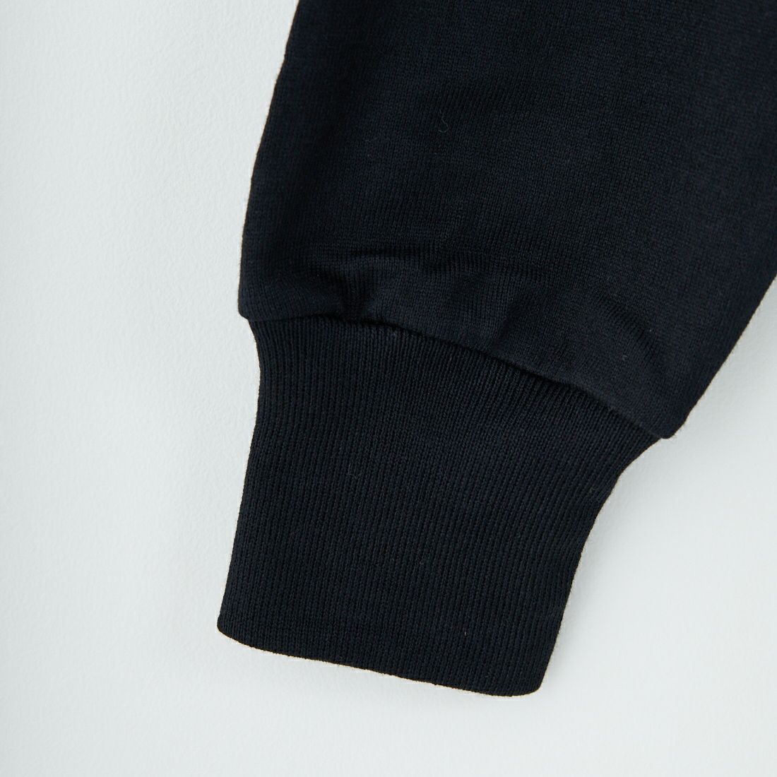 Hanes [ヘインズ] KURO クルーネックロングスリーブTシャツ [HM4-C201] 090 ﾌﾞﾗｯｸ