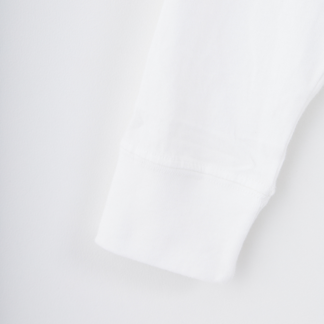 Hanes [ヘインズ] 2P ジャパンフィット クルーネックロングスリーブTシャツ [H5440] 998 ｱｿｰﾄ