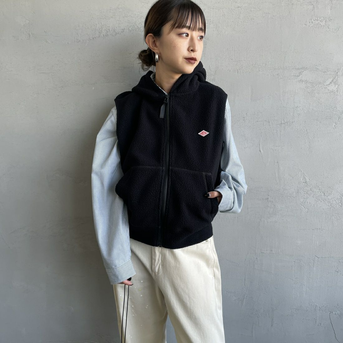 DANTON [ダントン] サーマルプロ ジップベスト [DT-C0471POL] BLACK &&モデル身長：150cm 着用サイズ：36&&