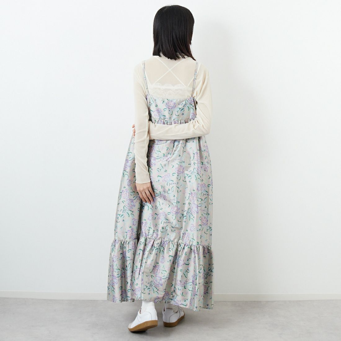 ne Quittez pas [ヌキテパ] フラワープリントキャミドレス [010552FG2] 51 ECRU &&モデル身長：162cm 着用サイズ：F&&