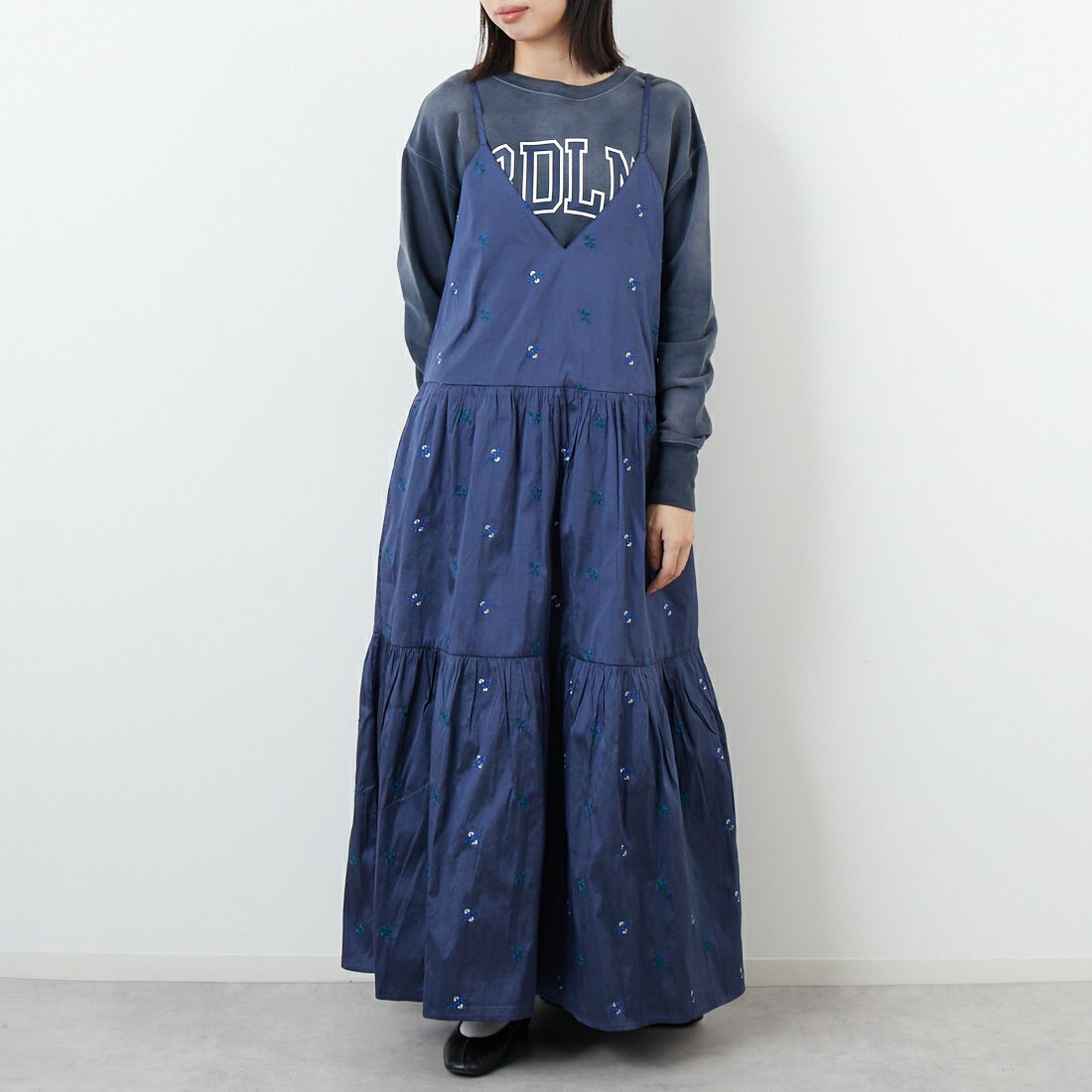 79 NAVY&&モデル身長：162cm 着用サイズ：F&&
